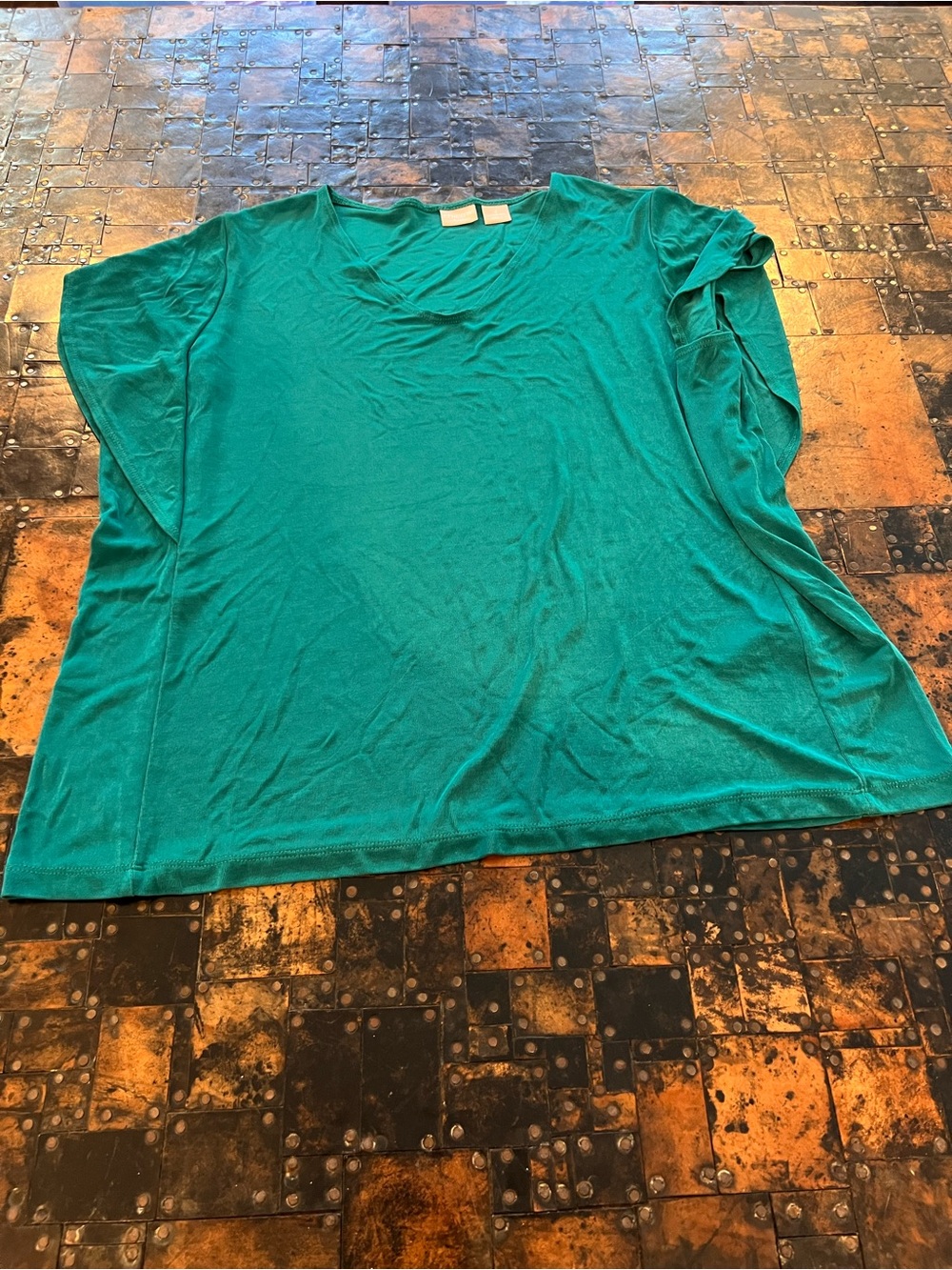 Chico's Travelers Teal Short-Sleeve V-Neck Top